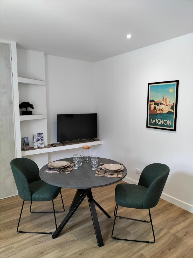 אביניון Studio Terrasse, Intra-Muros, Climatise Avec Wifi מראה חיצוני תמונה