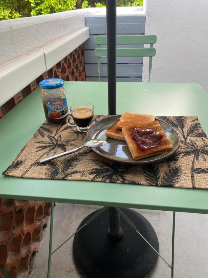 אביניון Studio Terrasse, Intra-Muros, Climatise Avec Wifi מראה חיצוני תמונה